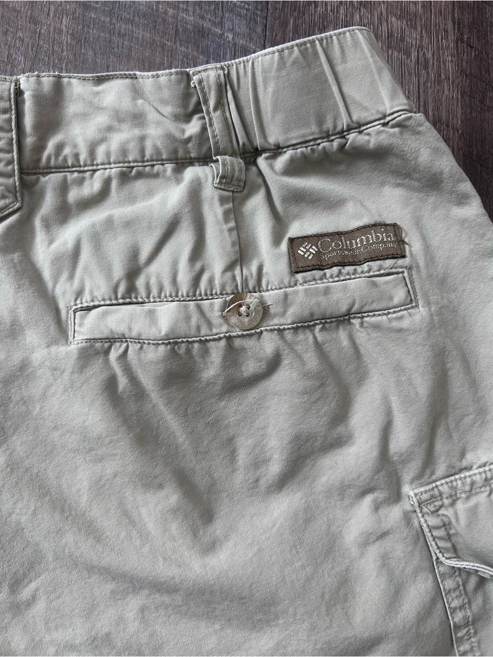 Columbia Sportswear Company Men’s Cargo Shorts – Size 34 Inseam 7.5”